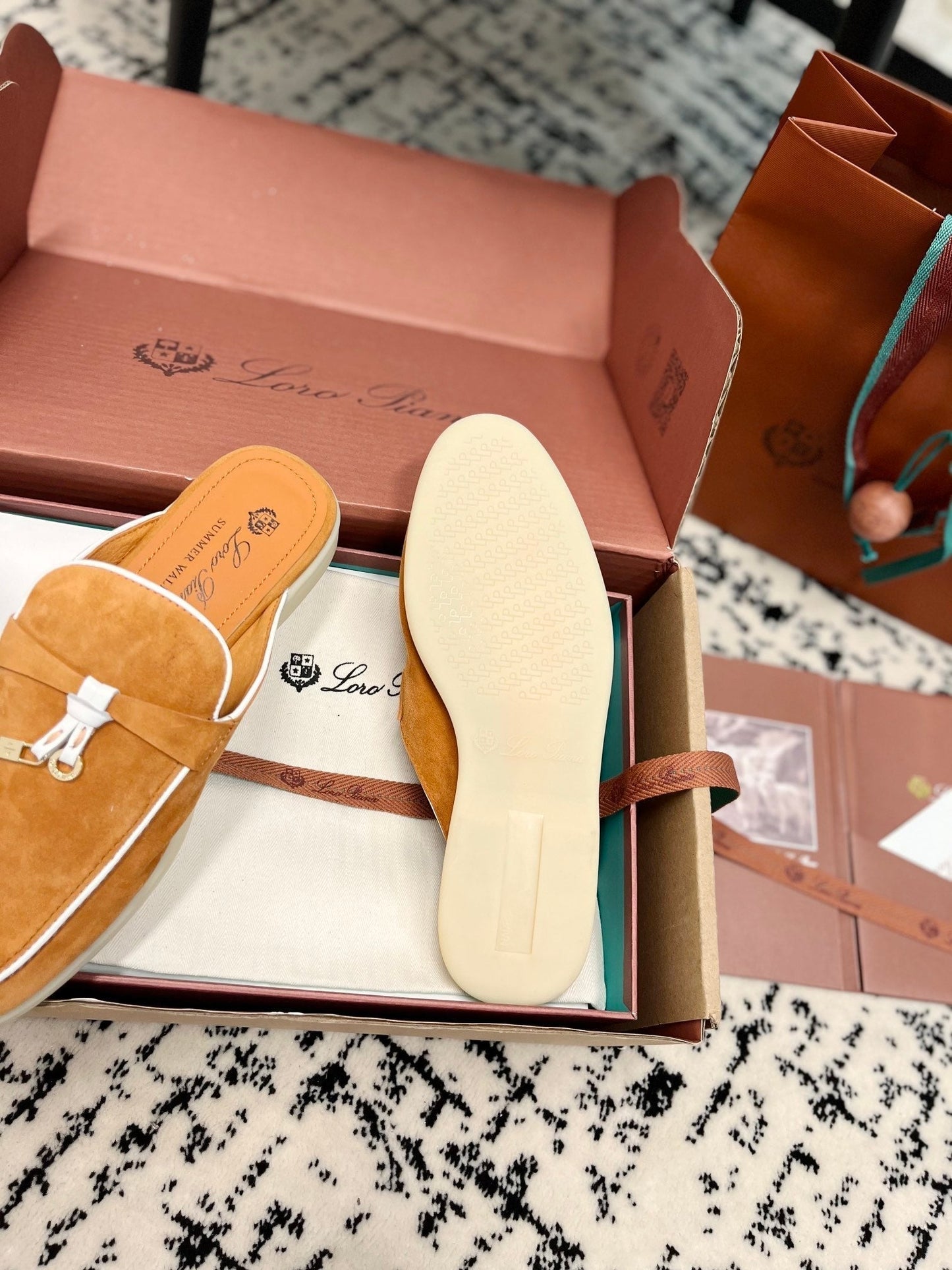 Loro Piana Salmon White Suede Charms Walk Flat Mules - 35