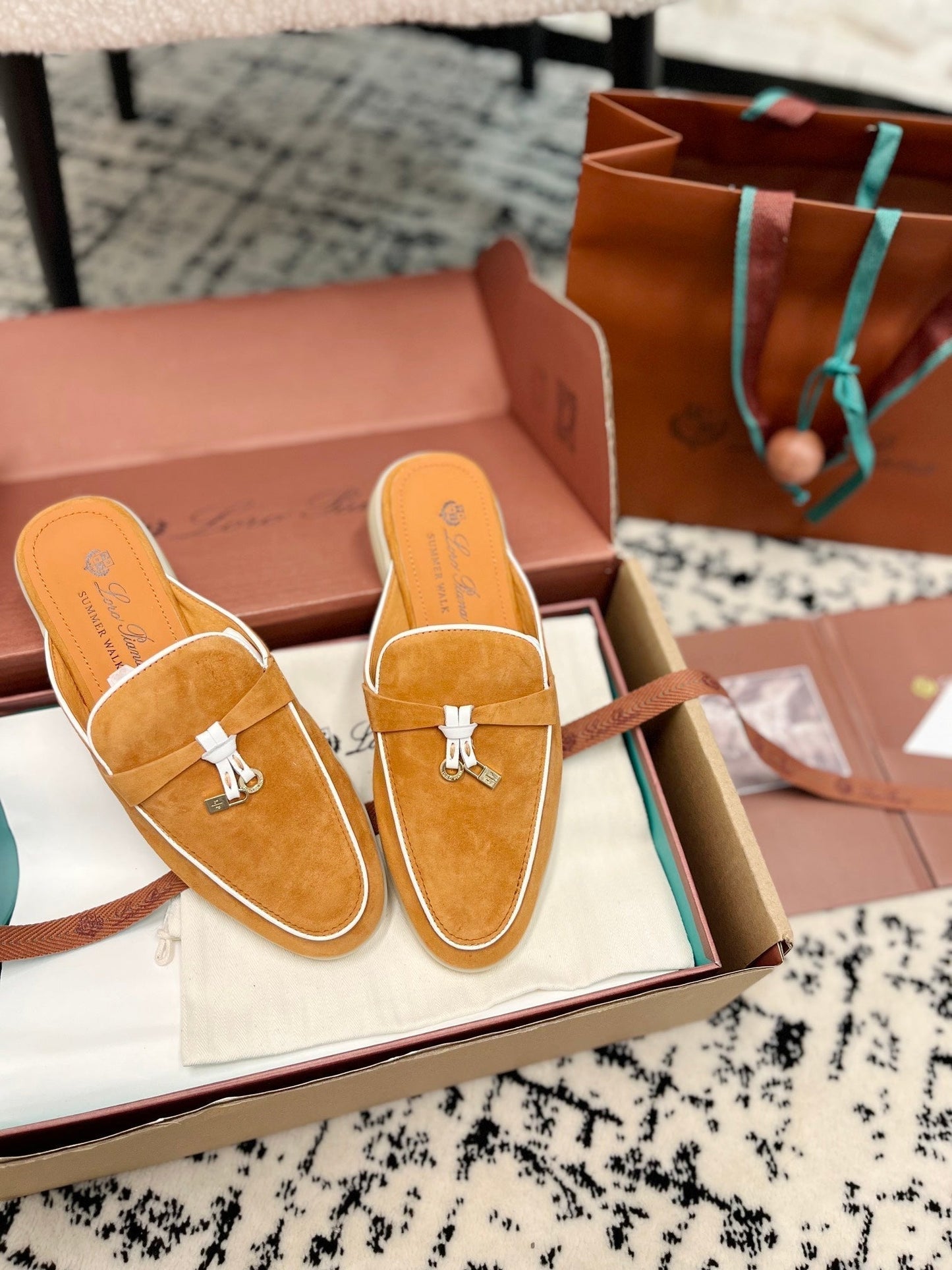 Loro Piana Salmon White Suede Charms Walk Flat Mules - 35