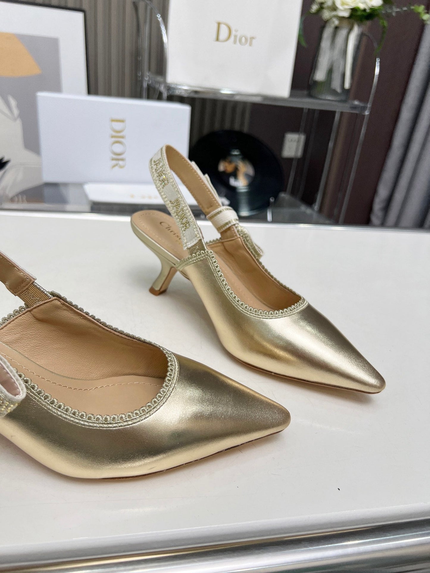 J'ADIOR SLINGBACK PUMP LIGHT GOLD CALFSKIN AND EMBROIDERED FABRIC 65 MM - 34
