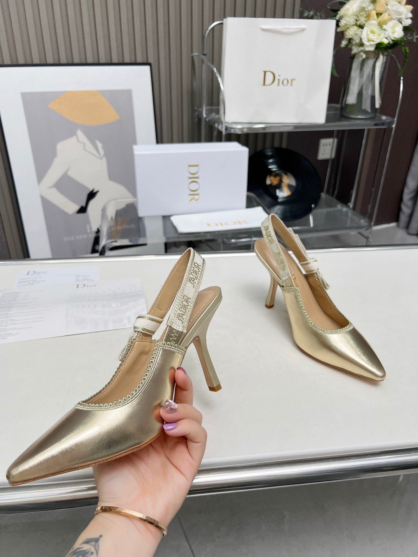 J'ADIOR SLINGBACK PUMP LIGHT GOLD CALFSKIN AND EMBROIDERED FABRIC 10 CM - 34