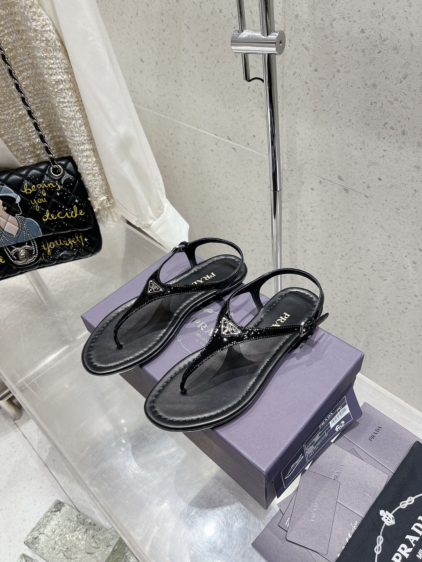 PRA PATENT LEATHER THONG SANDALS BLACK - 35