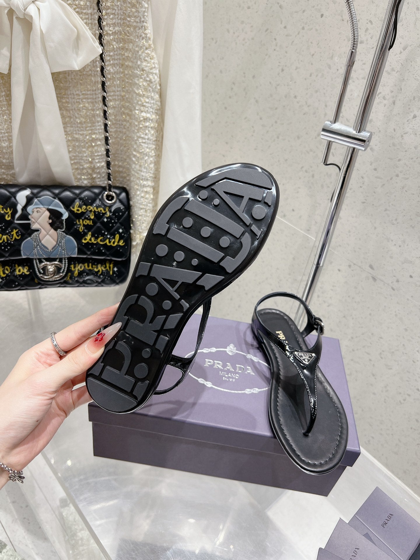 PRA PATENT LEATHER THONG SANDALS BLACK - 35