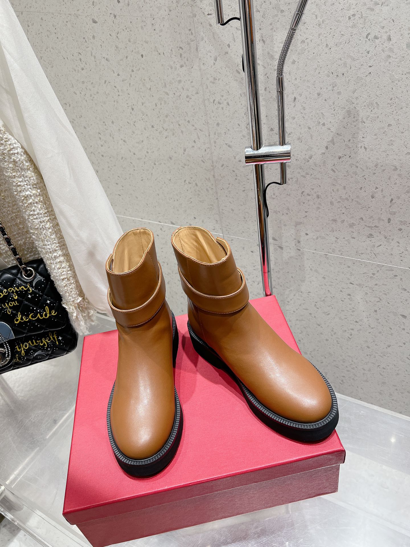 VLOGO SIGNATURE COPPER BROWN CALFSKIN ANKLE BOOT 30MM - 35