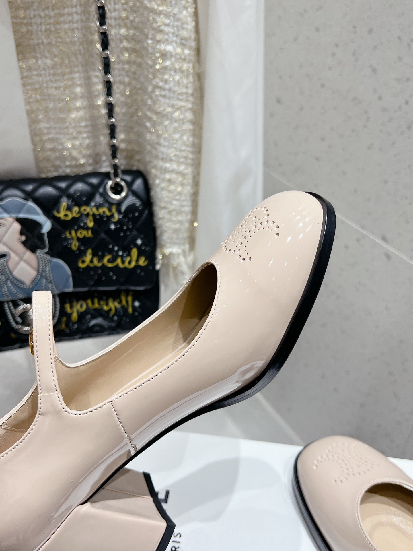 HIGH MARY JANE SHOES IN TAN BEIGE PATENT CALFSKIN - 35