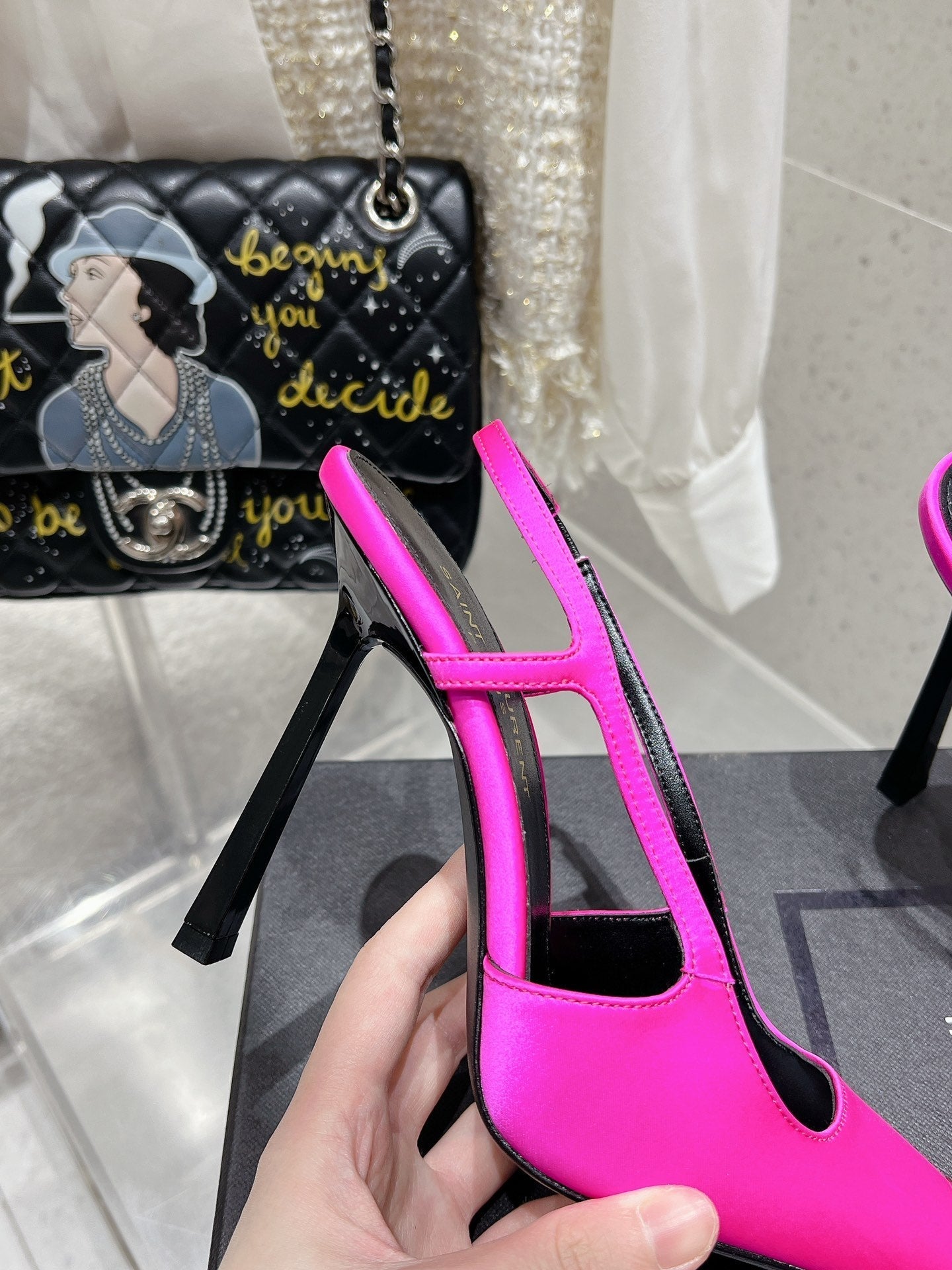HIGH HEEL 10 CM SLINGBACK IN BRIGHT PINK CALFSKIN WITH GOLD HARDWARE - 35
