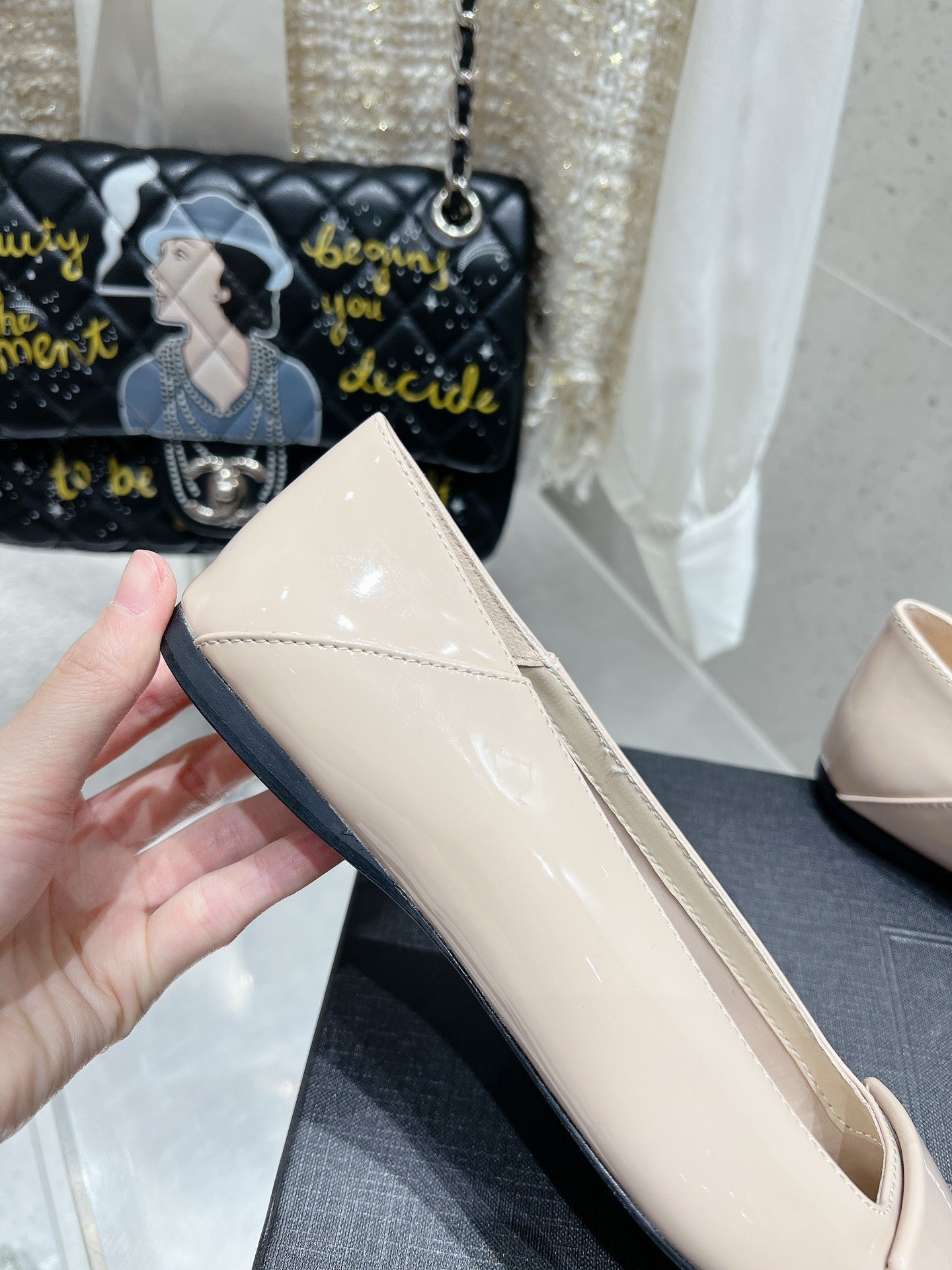 BALLERINA FLATS IN BEIGE CREAM PATENT CALFSKIN - 35