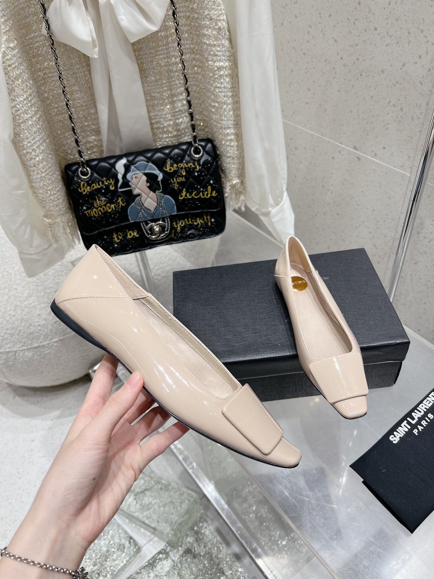 BALLERINA FLATS IN BEIGE CREAM PATENT CALFSKIN - 35
