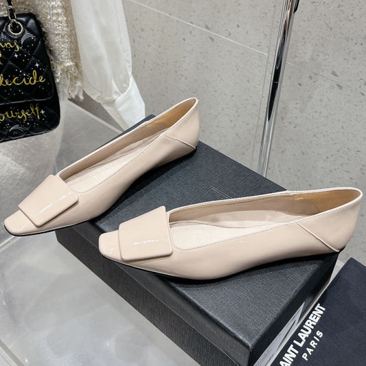 BALLERINA FLATS IN BEIGE CREAM PATENT CALFSKIN - 35