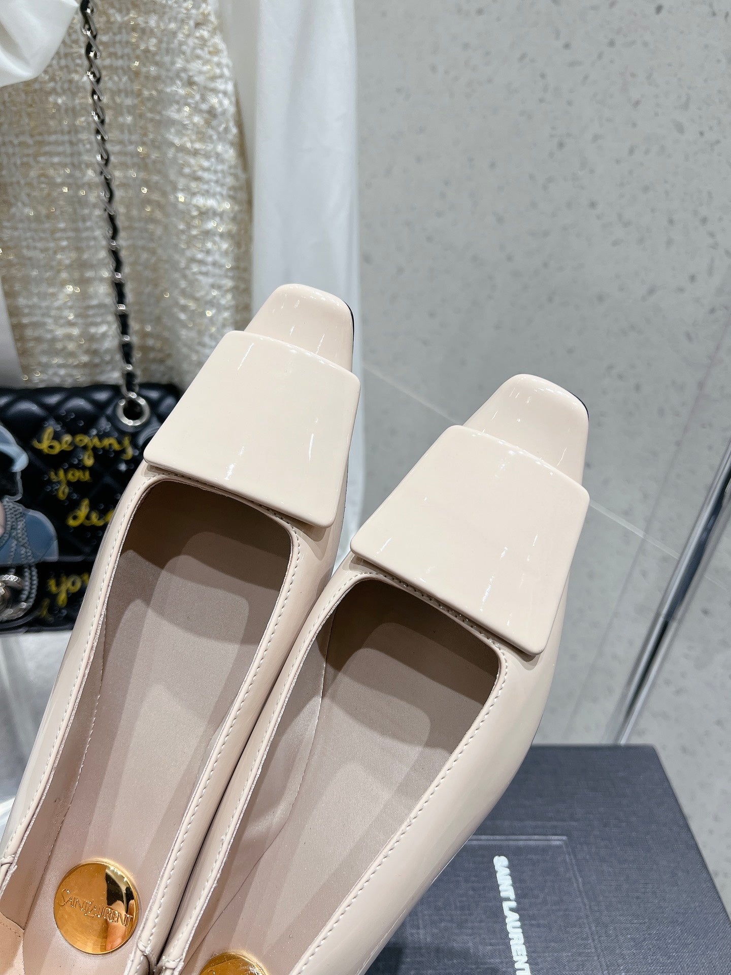 BALLERINA FLATS IN BEIGE CREAM PATENT CALFSKIN - 35