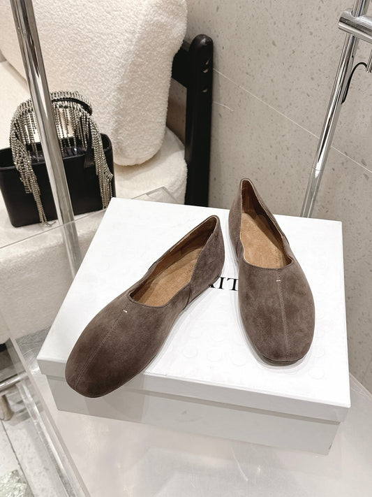 ЖІНОЧІ БАЛЕТКИ CELINE 26S З КОРИЧНЕВОЇ ЗАМШІ (КОЛІР ІРИС)
