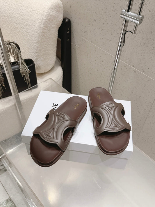 ШЛЬОПАНЦІ CELINE 26S TRIOMPHE З ТЕМНО-КОРИЧНЕВОЇ ТЕЛЯЧОЇ ШКІРИ