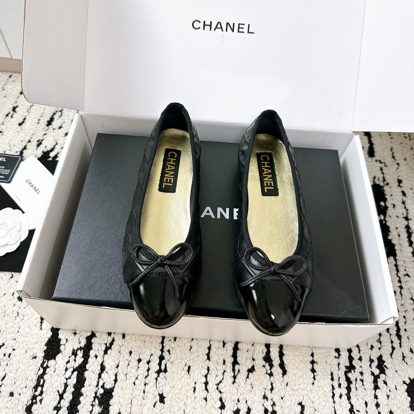 BALLET FLATS BOW IN BLACK CALFSKIN QUILTED - 35