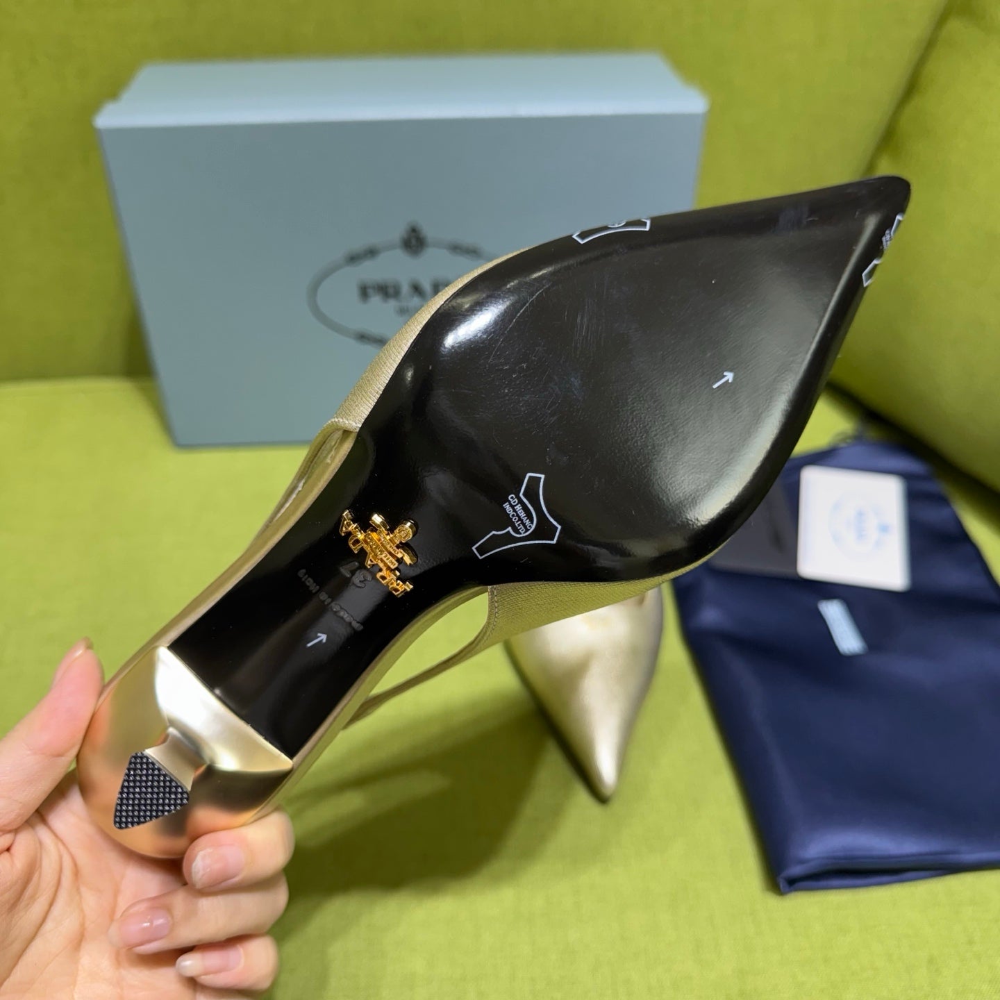 PRADA 25S SLINGBACK HIGH HEELS 75 MM IN GOLD SHEEPSKIN - 35