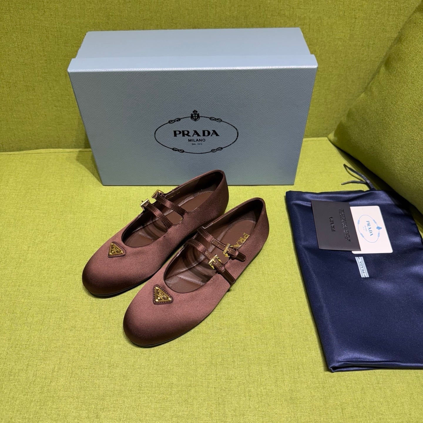 PRADA 25S MARY JANE BALLET FLATS IN DEEP BURGUNDY BROWN SATIN - 35