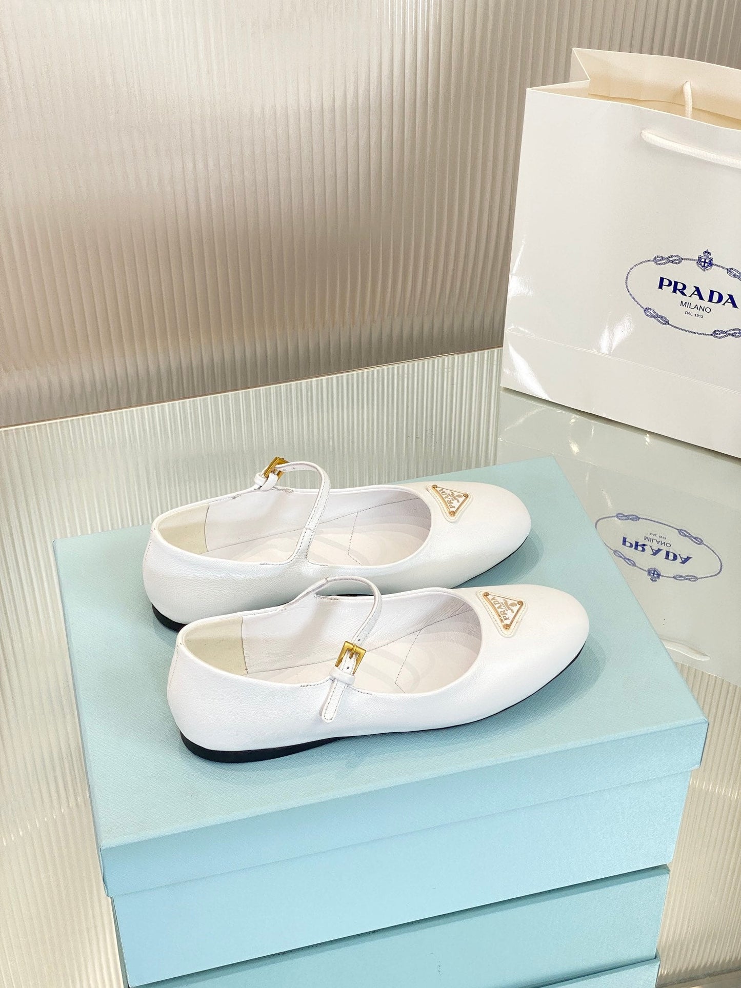 PRA NAPPA MARY JANE FLAT WHITE LAMBSKIN - 35