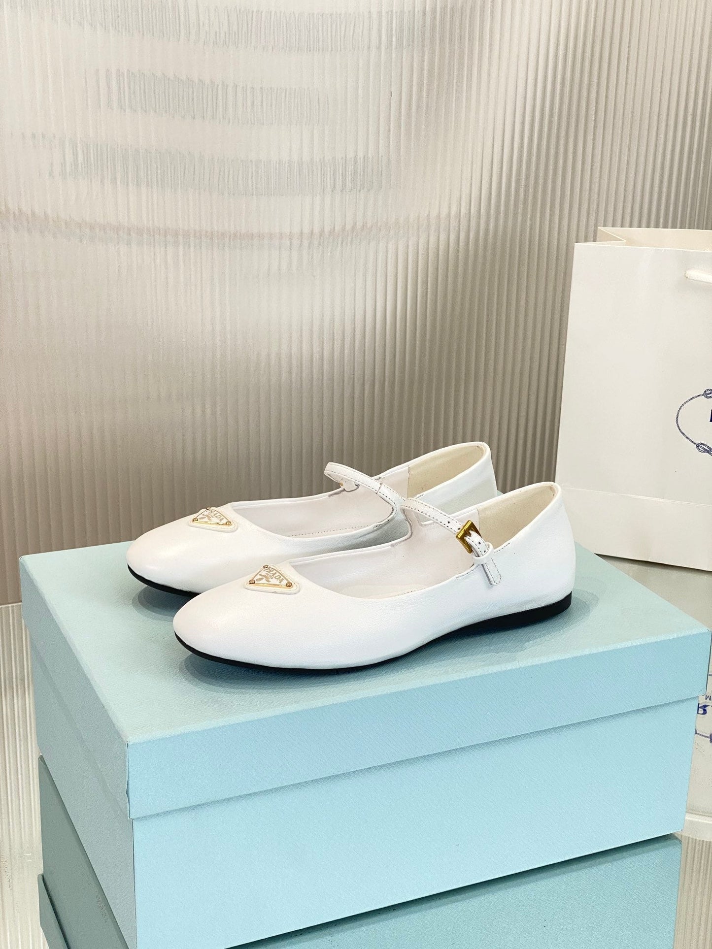 PRA NAPPA MARY JANE FLAT WHITE LAMBSKIN - 35