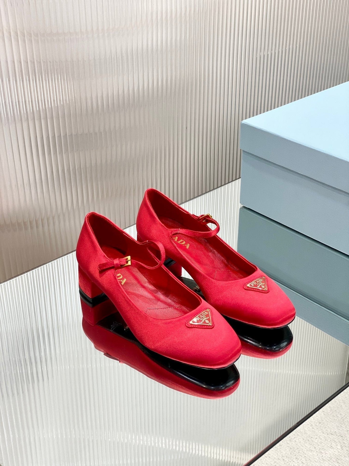 PRA NAPPA MARY JANE PUMPS CRIMSON SATIN - 35