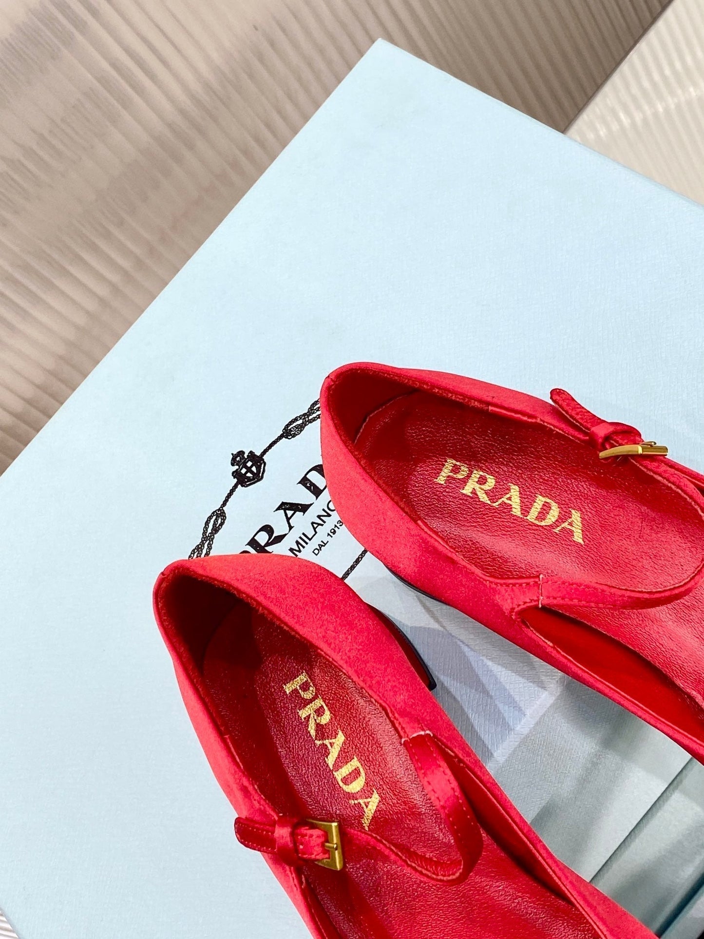 PRA NAPPA MARY JANE PUMPS CRIMSON SATIN - 35