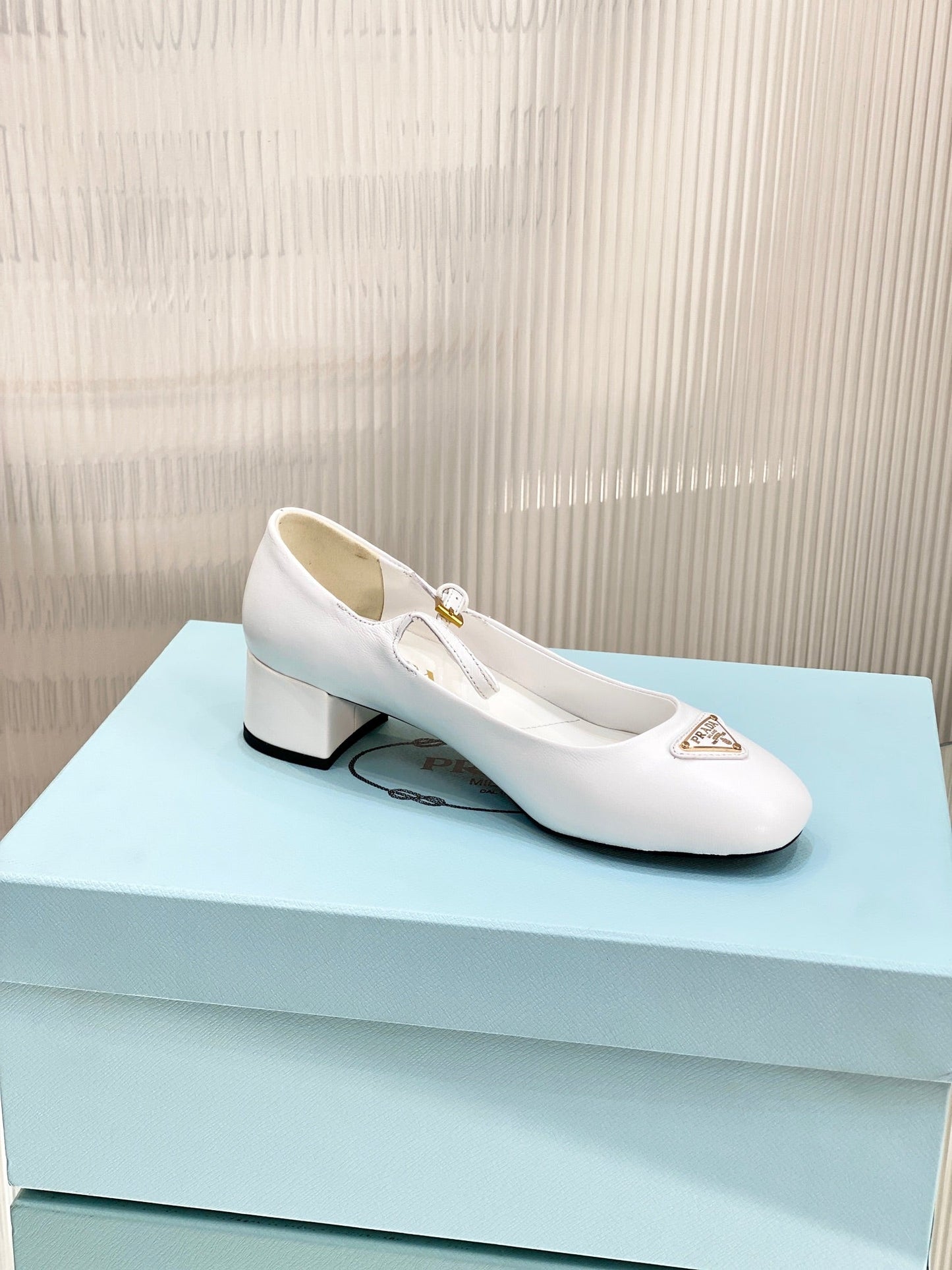 PRA NAPPA MARY JANE PUMPS WHITE LAMBSKIN - 35