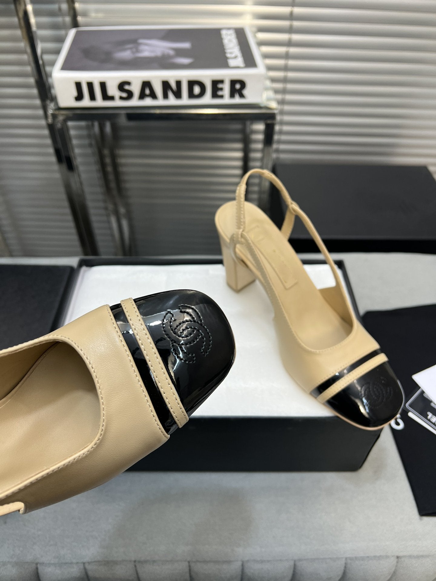 slingback light beige suede silver metalic lambskin square toe 9.5 - 35