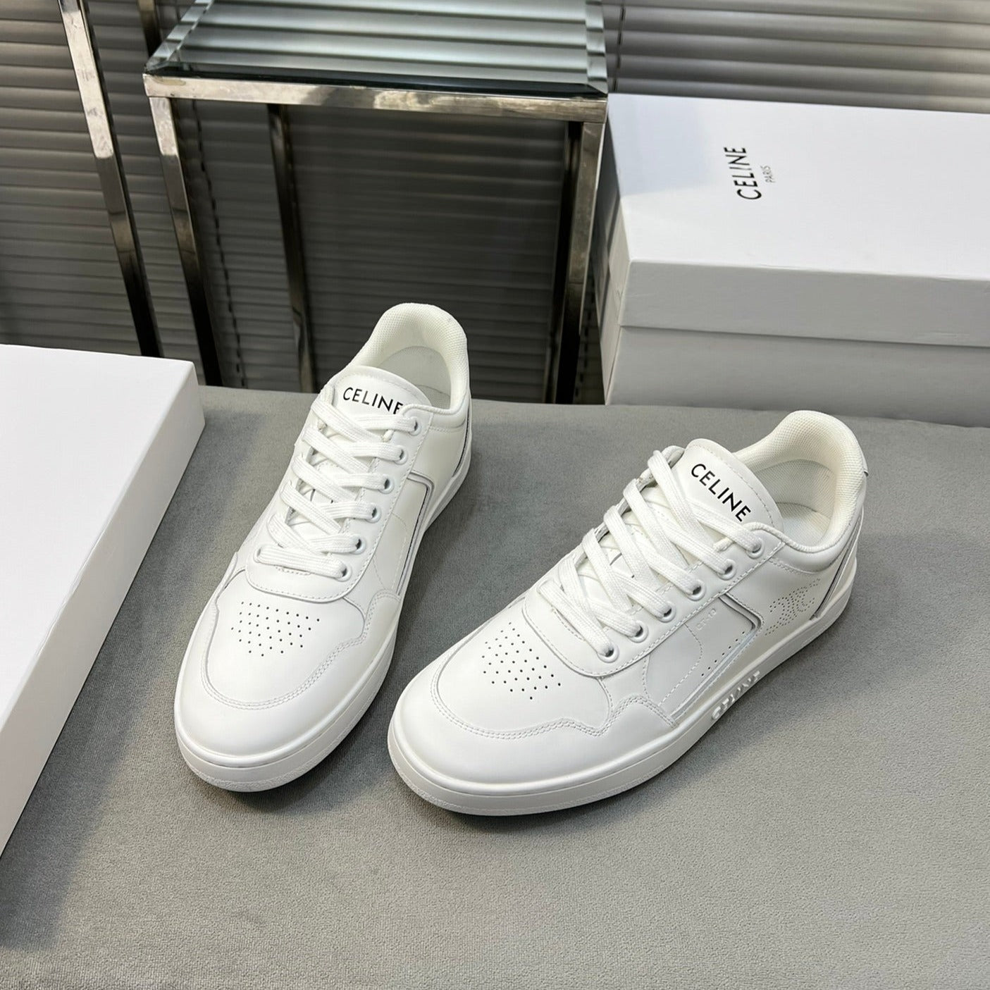 TRAINER LOW LACE-UP SNEAKER IN CALFSKIN, LAMINATED CALFSKIN AND SUEDE CALFSKIN OPTIC WHITE - 35