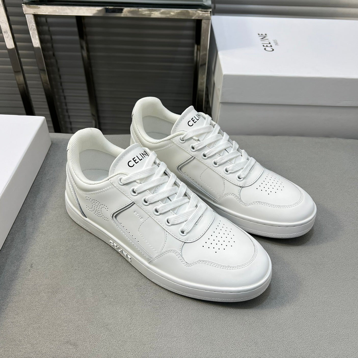 TRAINER LOW LACE-UP SNEAKER IN CALFSKIN, LAMINATED CALFSKIN AND SUEDE CALFSKIN OPTIC WHITE - 35