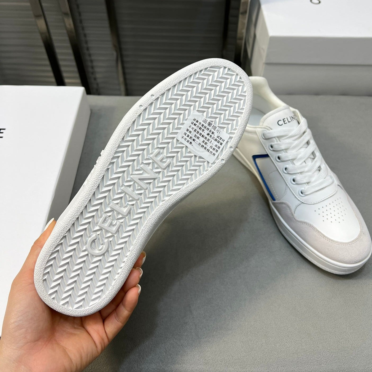 TRAINER LOW LACE-UP SNEAKER IN CALFSKIN, LAMINATED CALFSKIN AND SUEDE CALFSKIN OPTIC WHITE/BLUE/RED/SILVER - 35