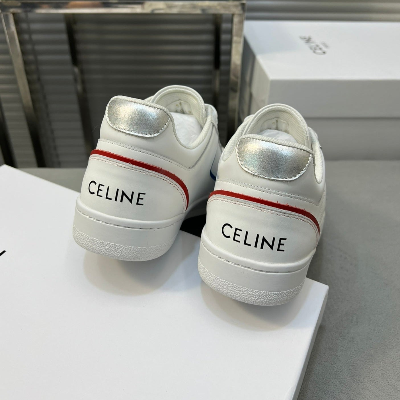 TRAINER LOW LACE-UP SNEAKER IN CALFSKIN, LAMINATED CALFSKIN AND SUEDE CALFSKIN OPTIC WHITE/BLUE/RED/SILVER - 35