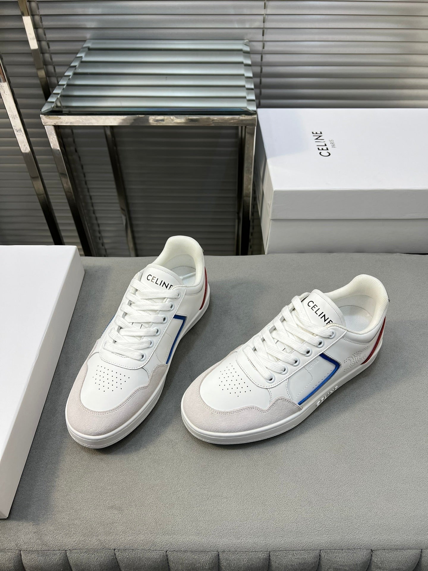 TRAINER LOW LACE-UP SNEAKER IN CALFSKIN, LAMINATED CALFSKIN AND SUEDE CALFSKIN OPTIC WHITE/BLUE/RED/SILVER - 35