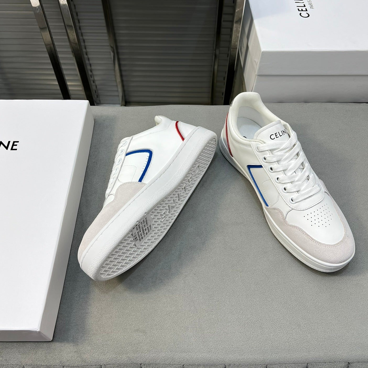 TRAINER LOW LACE-UP SNEAKER IN CALFSKIN, LAMINATED CALFSKIN AND SUEDE CALFSKIN OPTIC WHITE/BLUE/RED/SILVER - 35