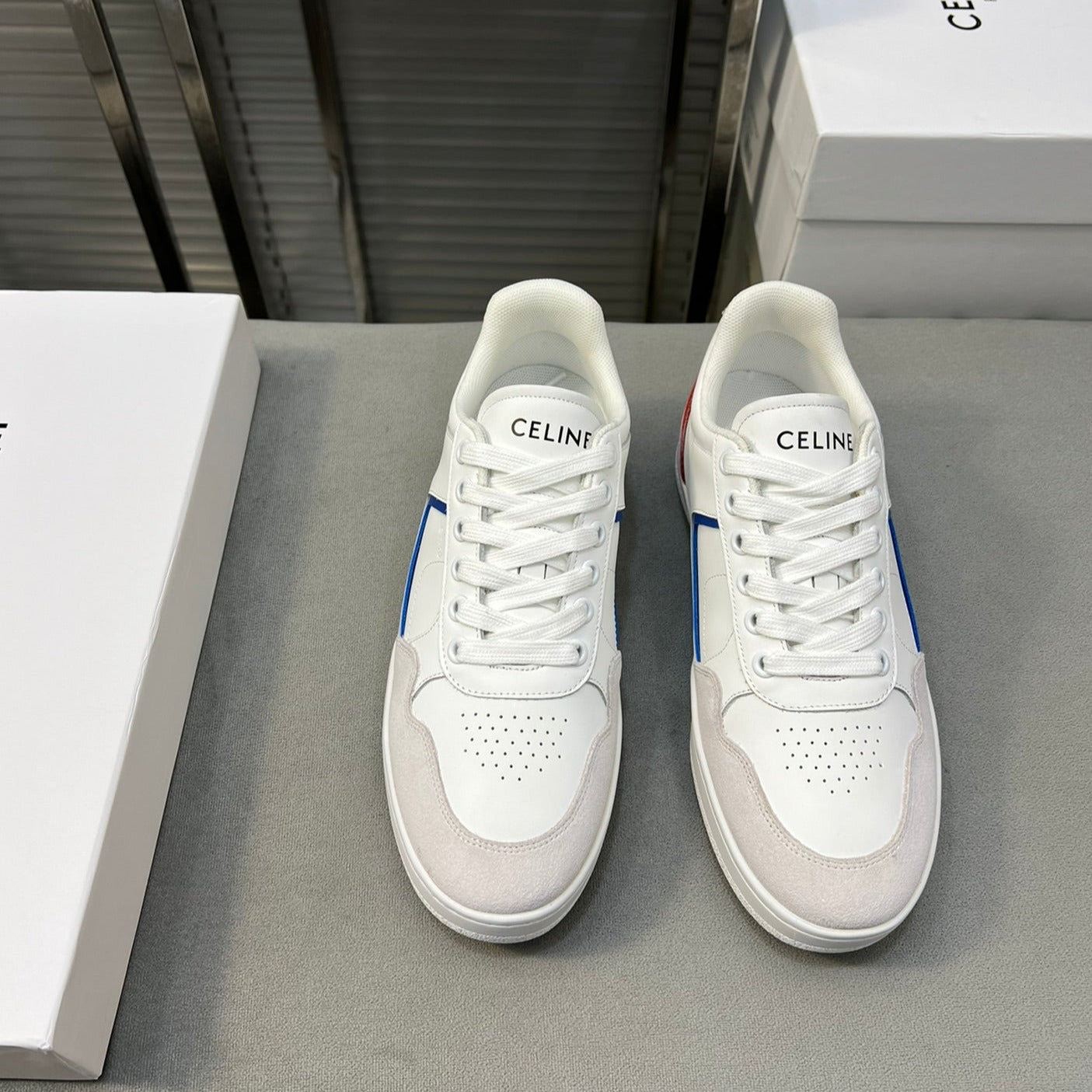 TRAINER LOW LACE-UP SNEAKER IN CALFSKIN, LAMINATED CALFSKIN AND SUEDE CALFSKIN OPTIC WHITE/BLUE/RED/SILVER - 35