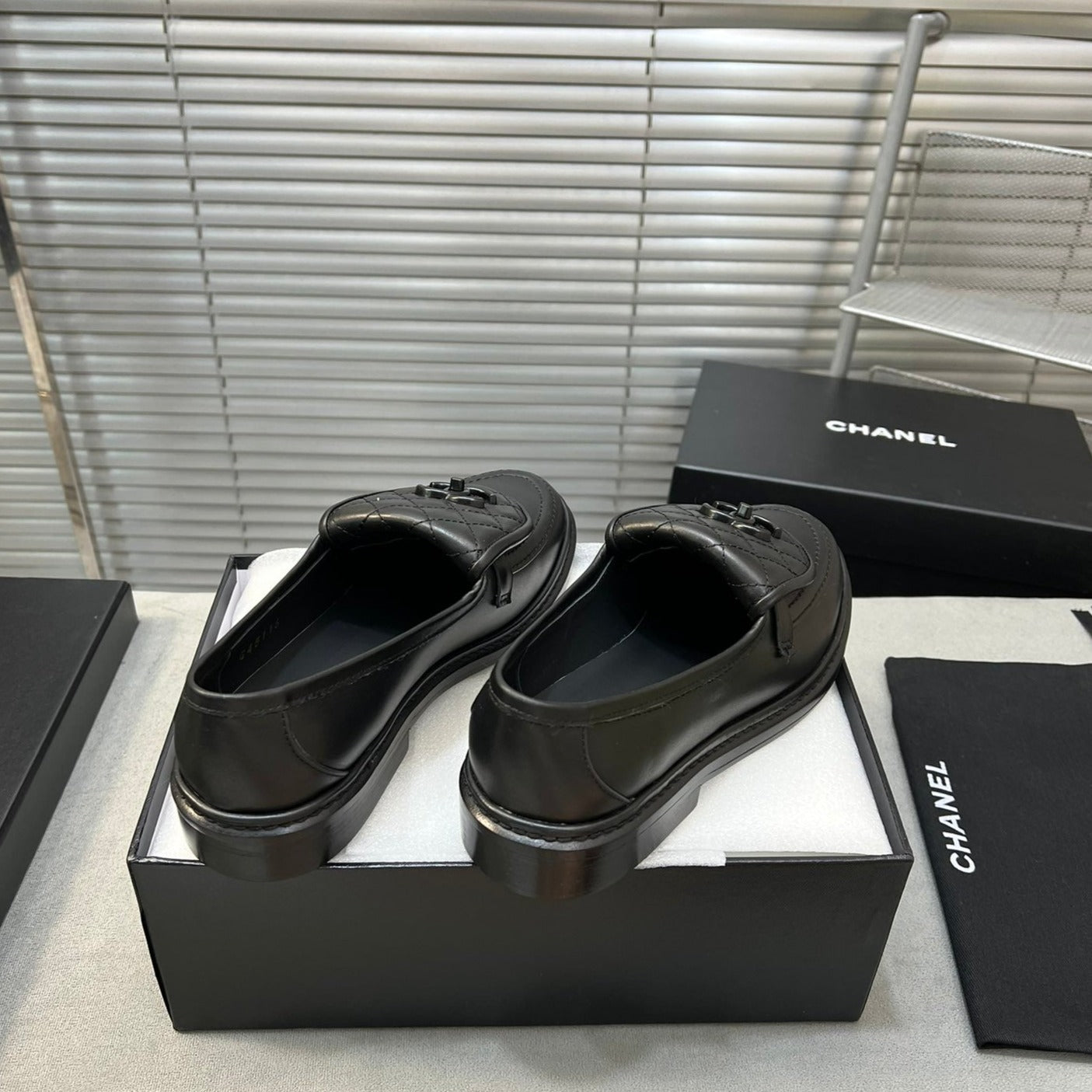 CC Women Loafers In Leather Black - 35