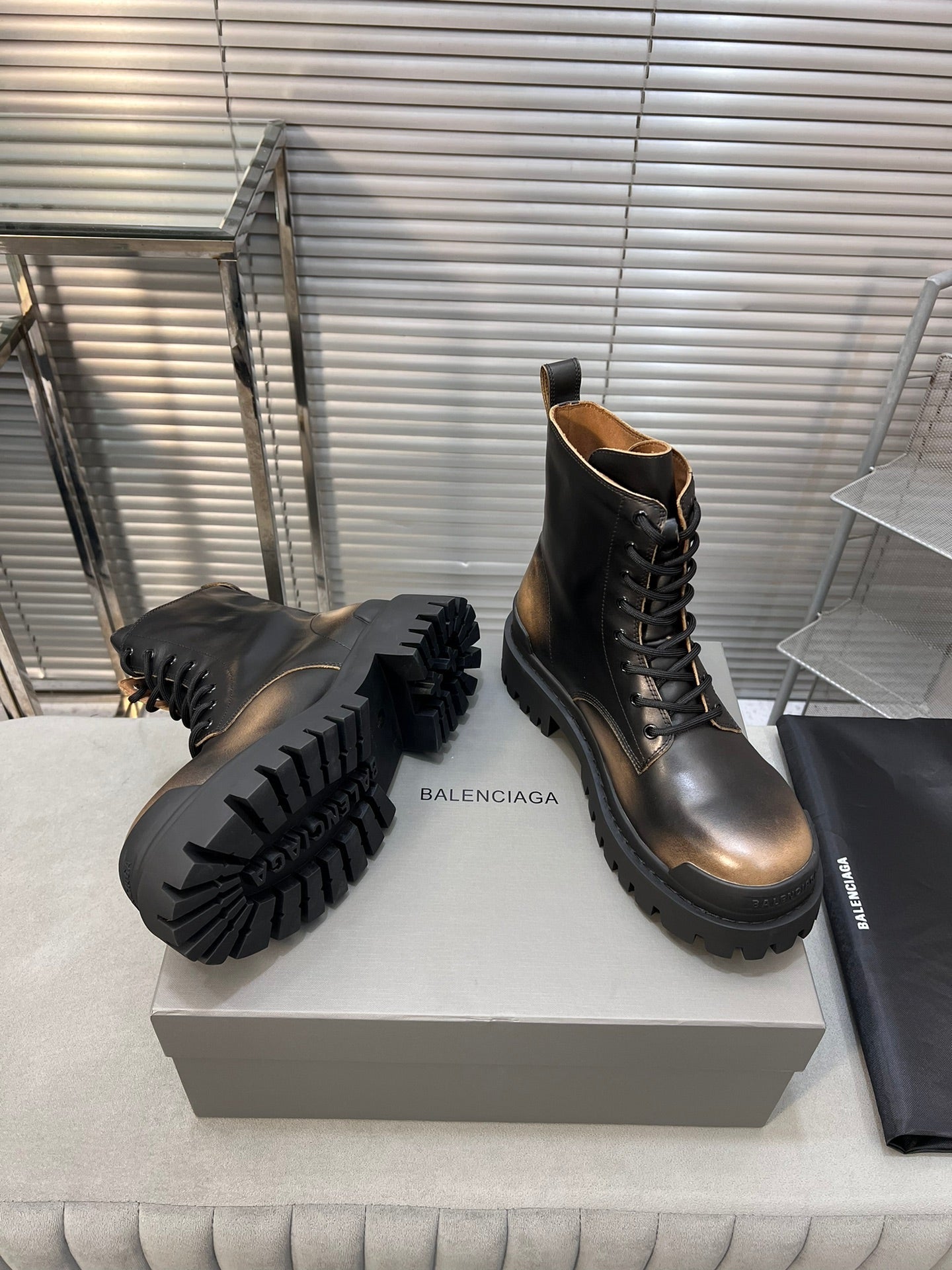 CHUNKY BOOTS IN BLACK MIX BRONZE SMOOTH CALFSKIN - 35