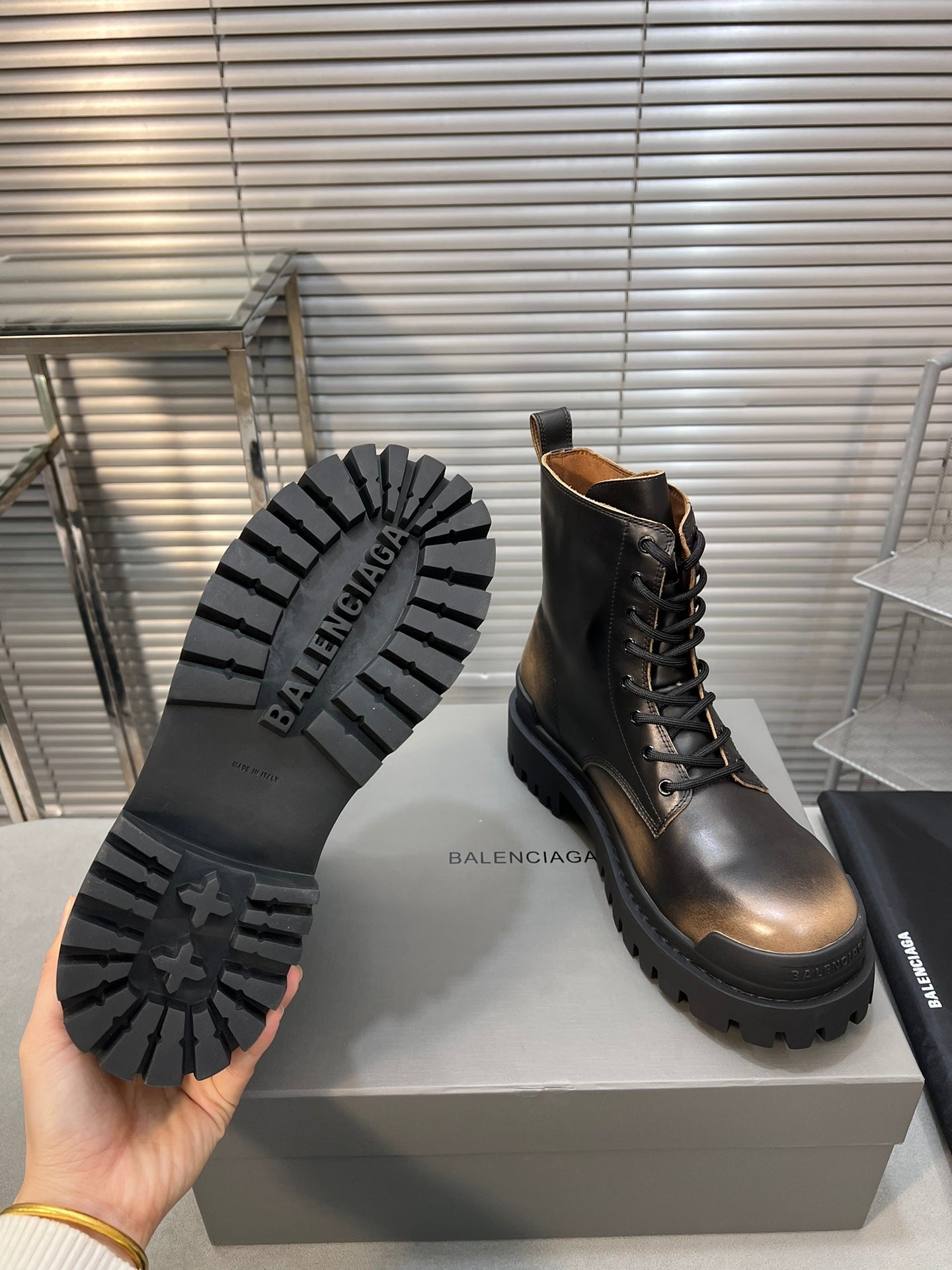 CHUNKY BOOTS IN BLACK MIX BRONZE SMOOTH CALFSKIN - 35