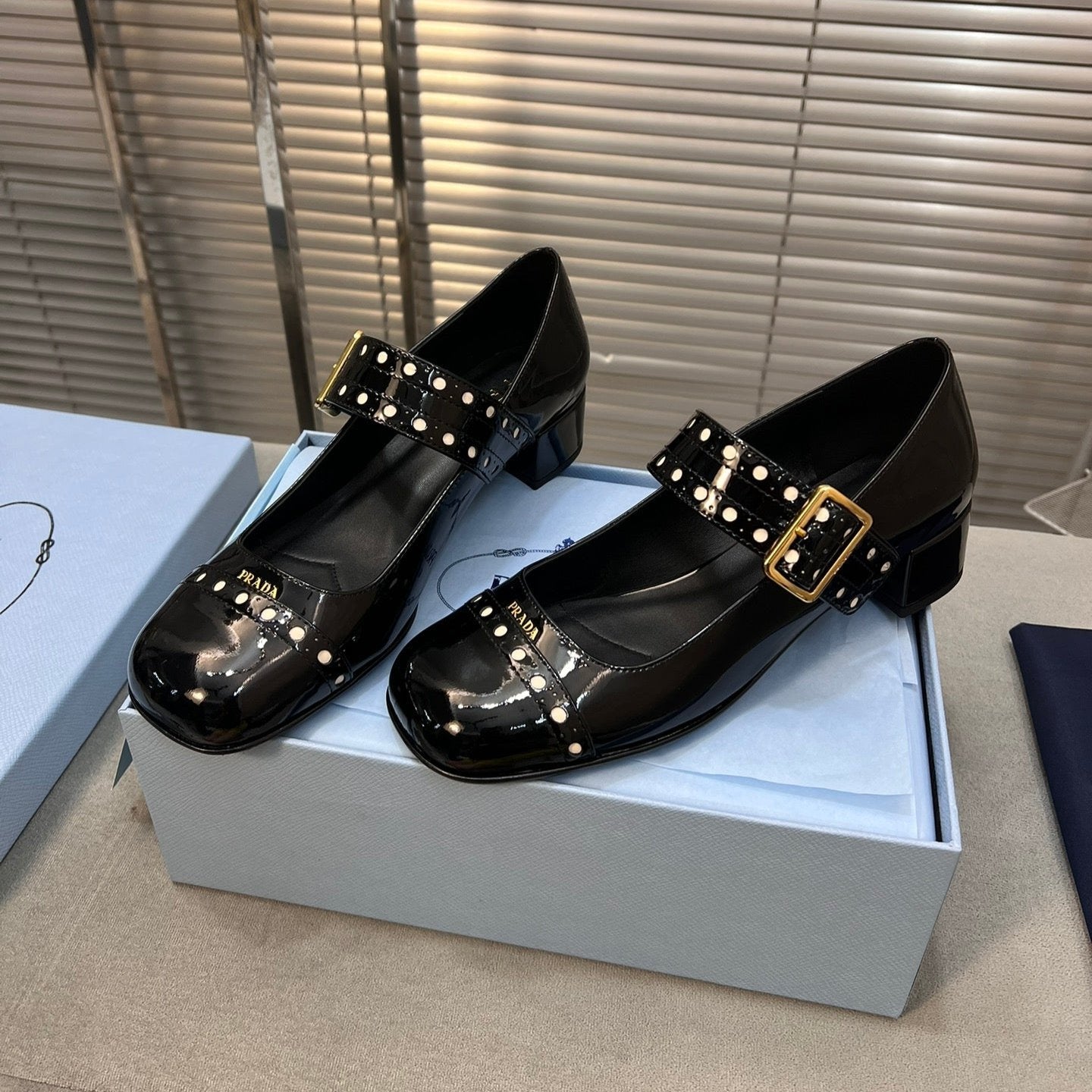 MARY JANE PUMPS IN BLACK GLOSSY CALFSKIN - 35