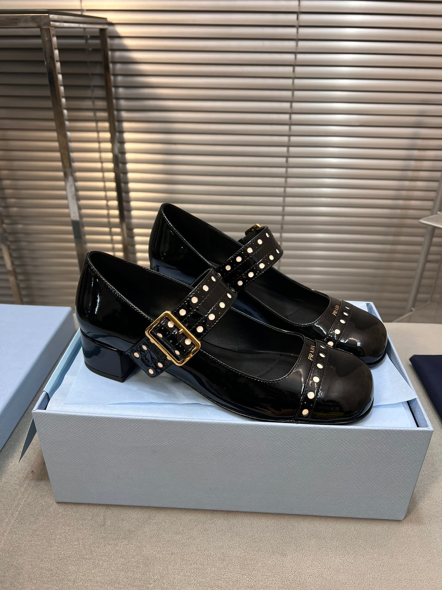 MARY JANE PUMPS IN BLACK GLOSSY CALFSKIN - 35