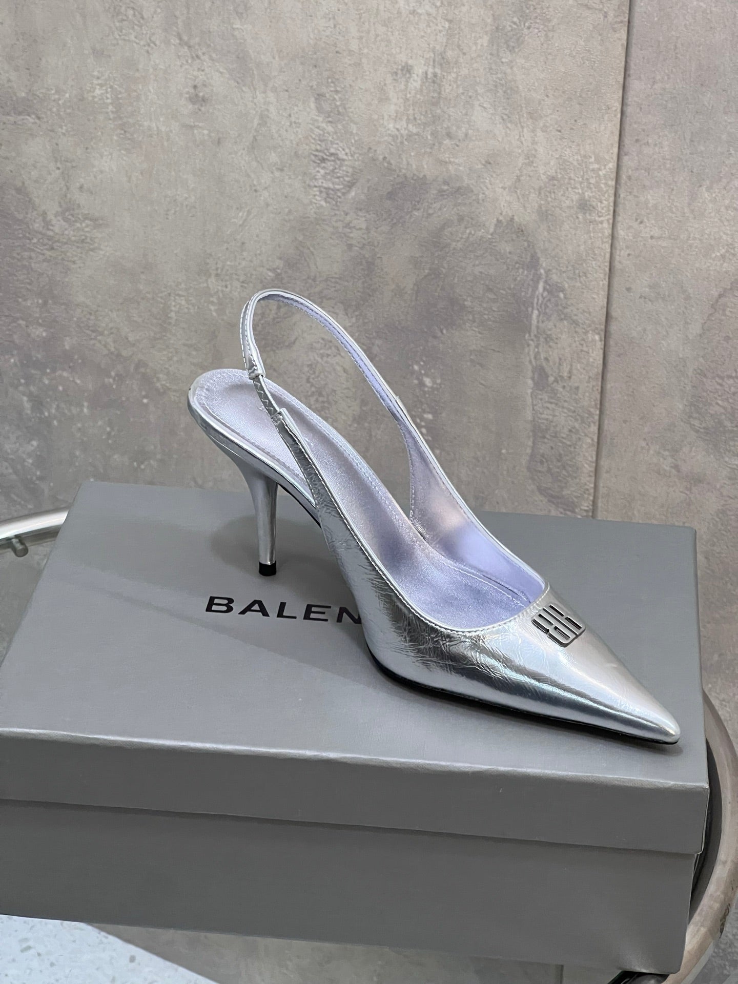BALENCIAGA 25S HIGH-HEEL SLINGBACK 85 MM IN SILVER COW LEATHER - 35