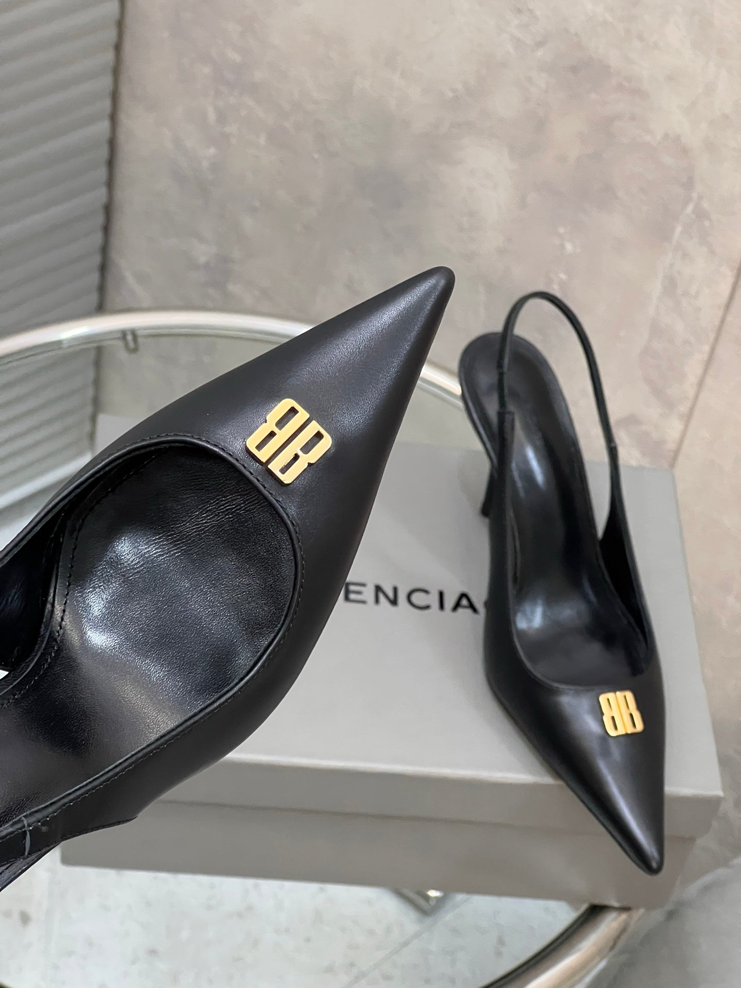 BALENCIAGA 25S HIGH-HEEL SLINGBACK 85 MM IN BLACK COW LEATHER WITH GOLD HARDWARE - 35