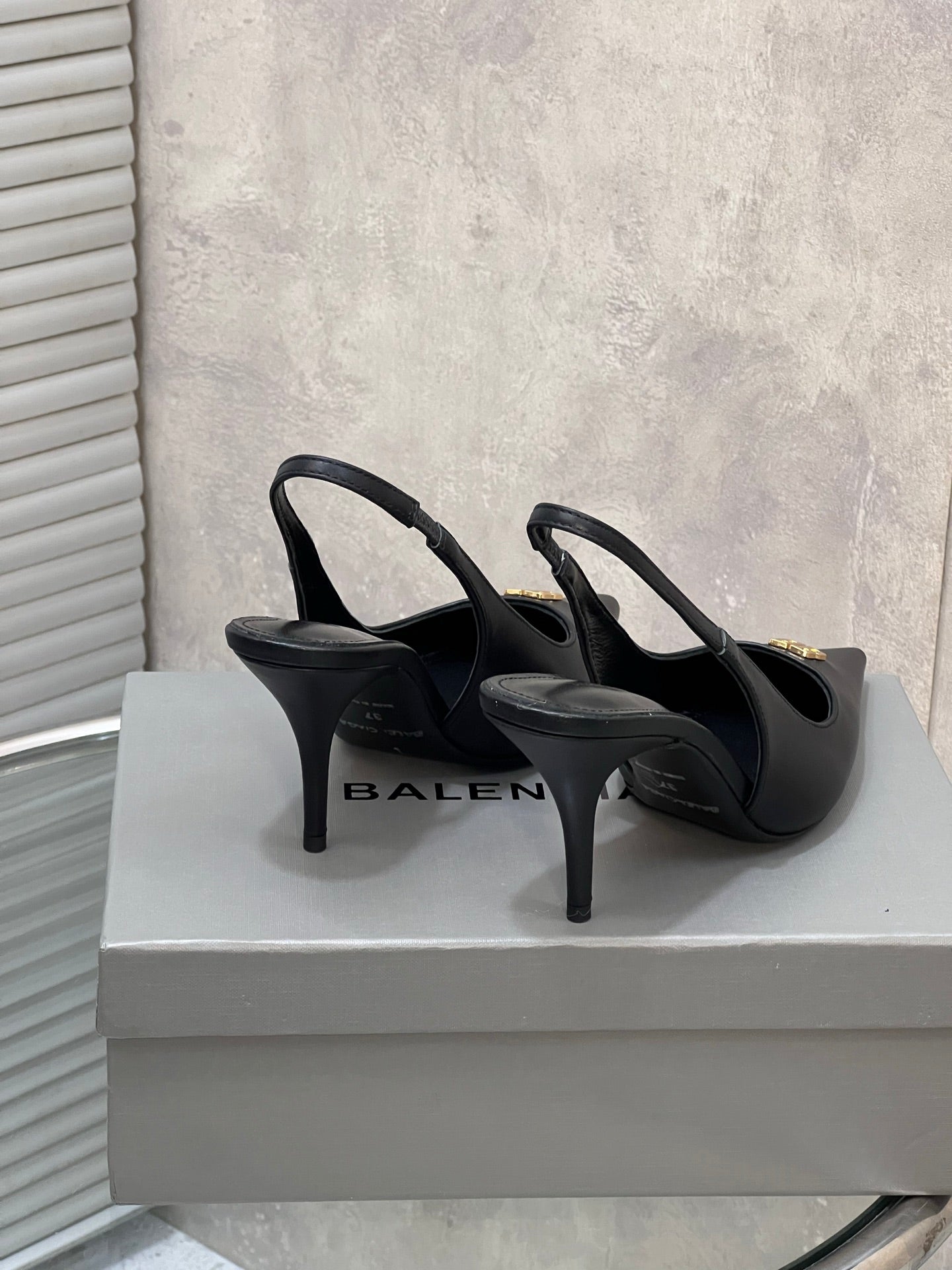 BALENCIAGA 25S HIGH-HEEL SLINGBACK 85 MM IN BLACK COW LEATHER WITH GOLD HARDWARE - 35