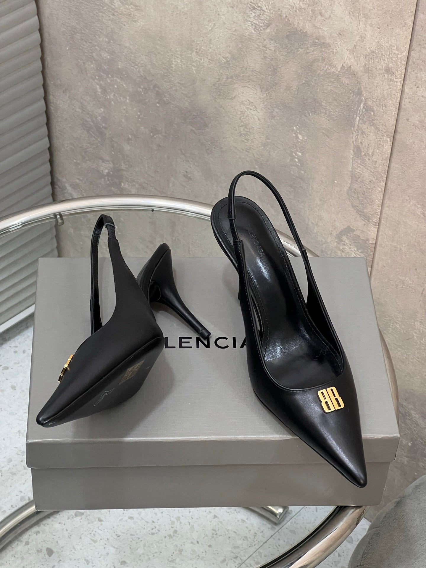 BALENCIAGA 25S HIGH-HEEL SLINGBACK 85 MM IN BLACK COW LEATHER WITH GOLD HARDWARE - 35