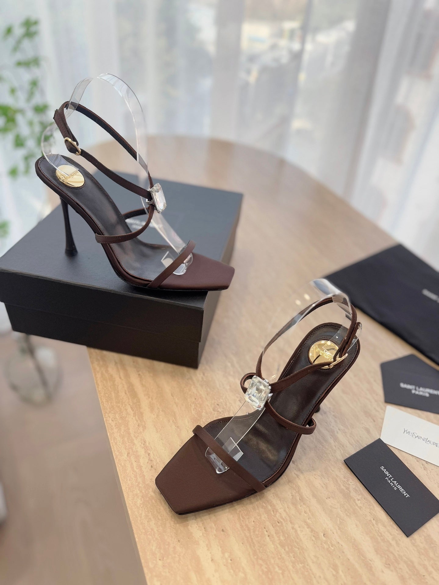 HIGH HEEL SANDAL 10 CM IN CHOCOLATE BROWN SATIN CREPE AND CRYSTAL - 35