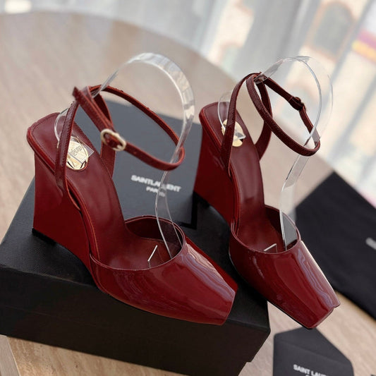 LA SCANDALE HIGH 10 CM WEDGE SANDALS IN CRIMSON RED PATENT LEATHER - 35
