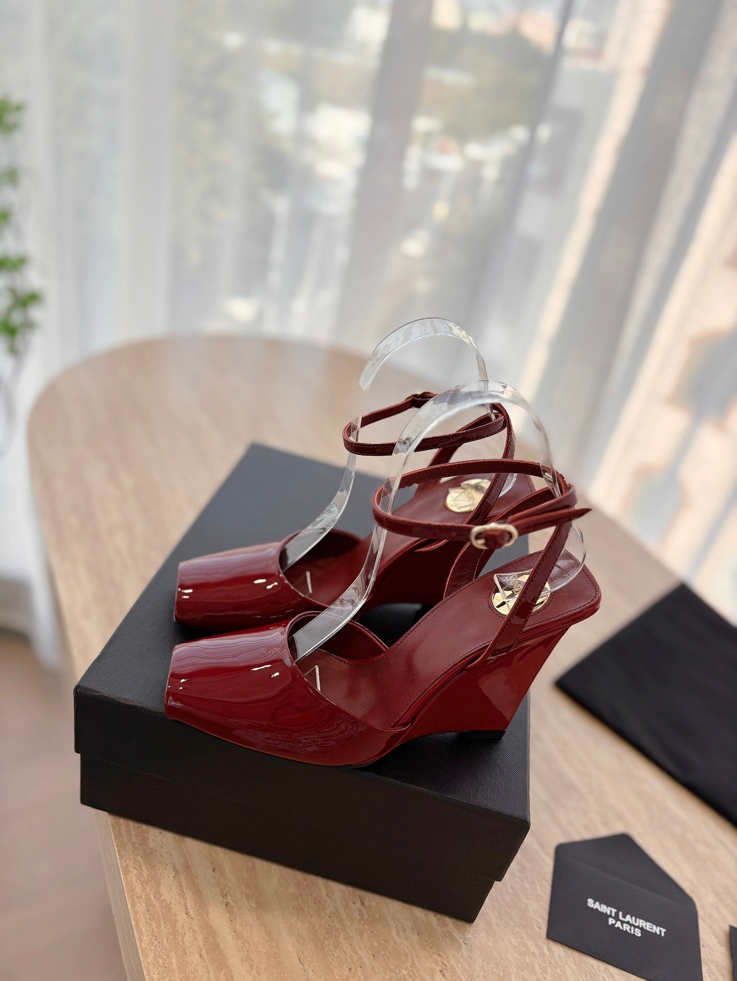 LA SCANDALE HIGH 10 CM WEDGE SANDALS IN CRIMSON RED PATENT LEATHER - 35