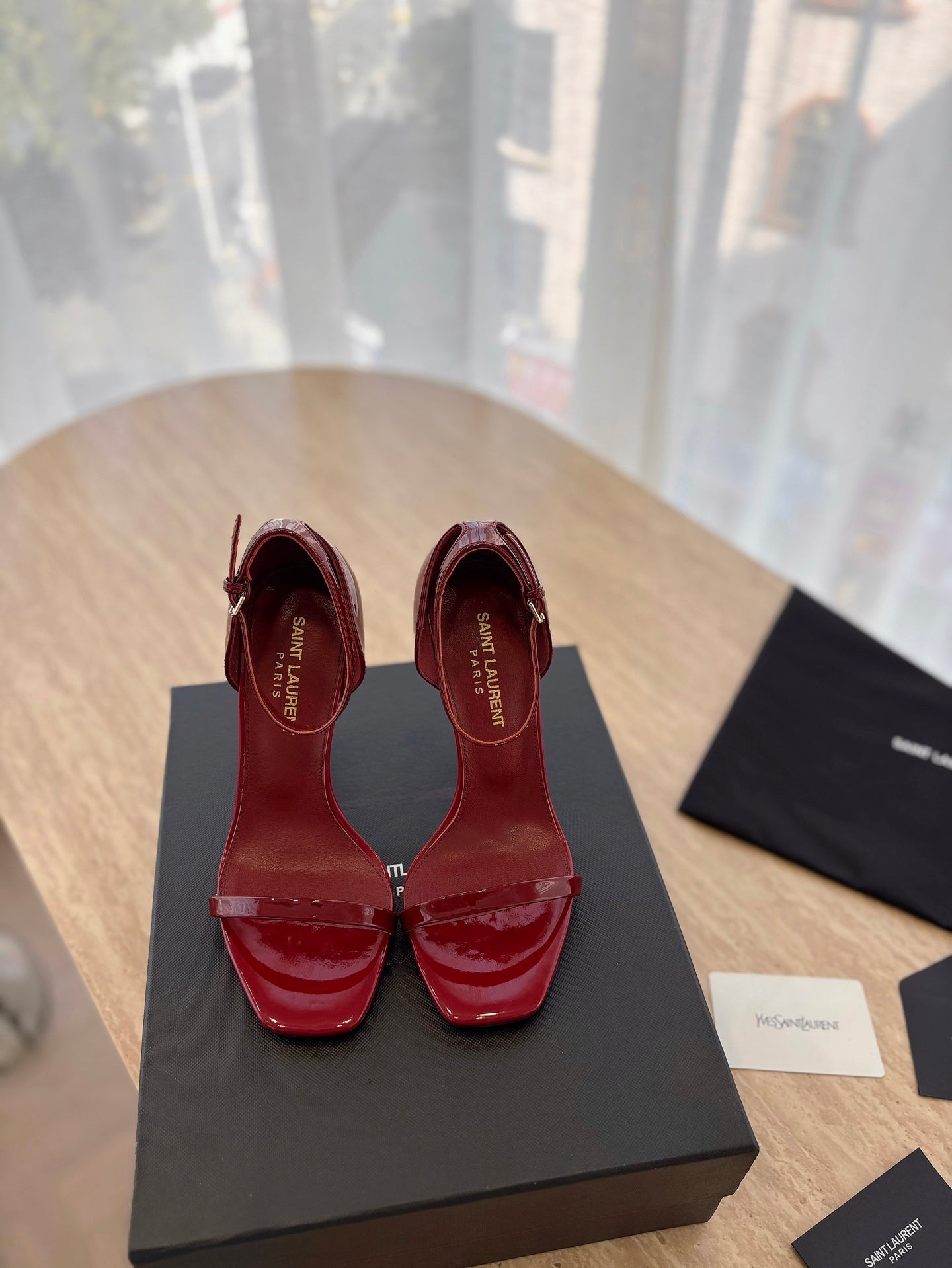 CLASSIC HIGH HEELS 10 CM IN CRIMSON RED PATENT CALFSKIN - 35