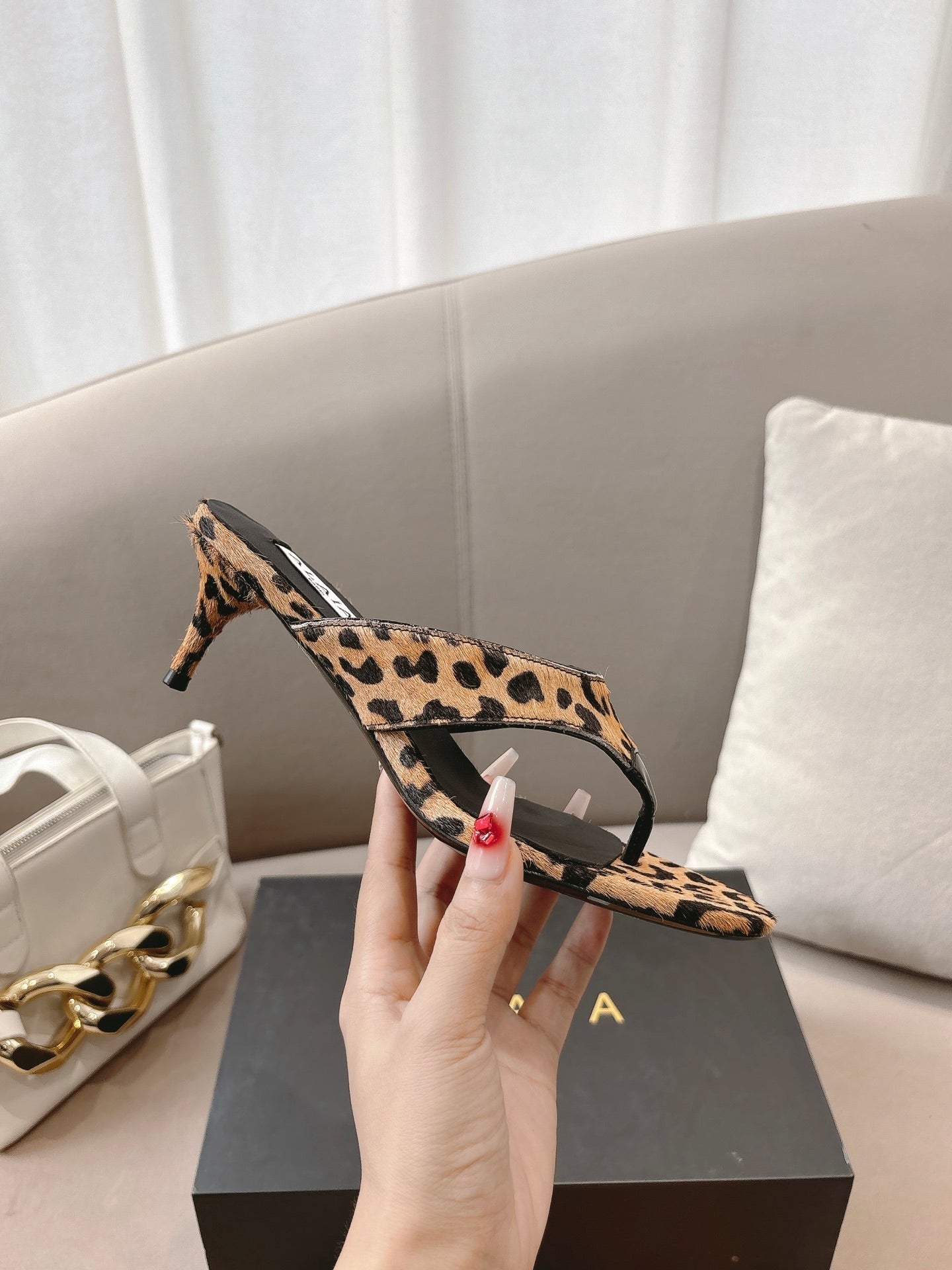ALAIA HEELED THONG 25S 55 MM IN LEOPARD PONY HAIR LEATHER - 35