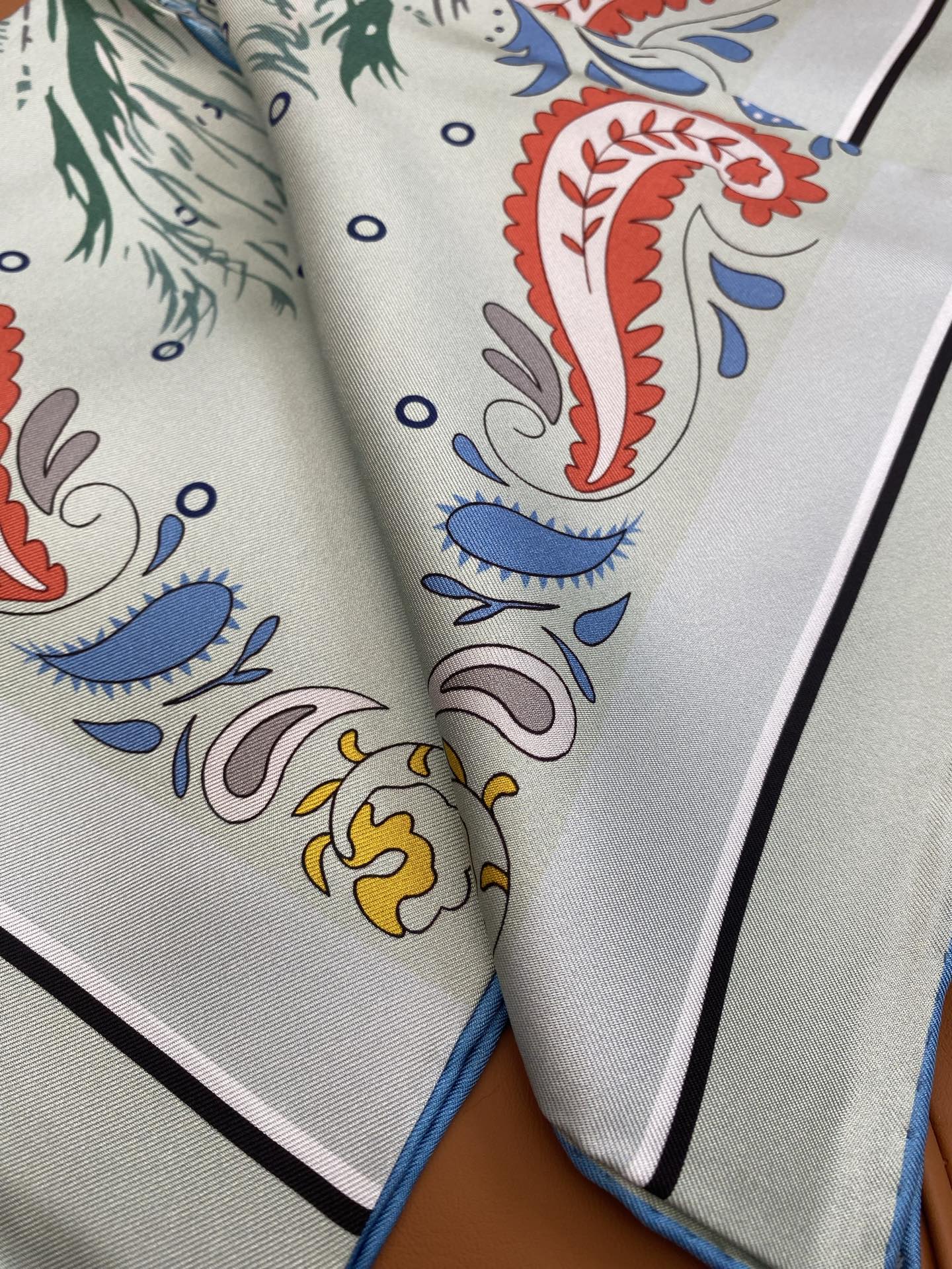 HERMES 25S SCARF 90 IN SILK 703671