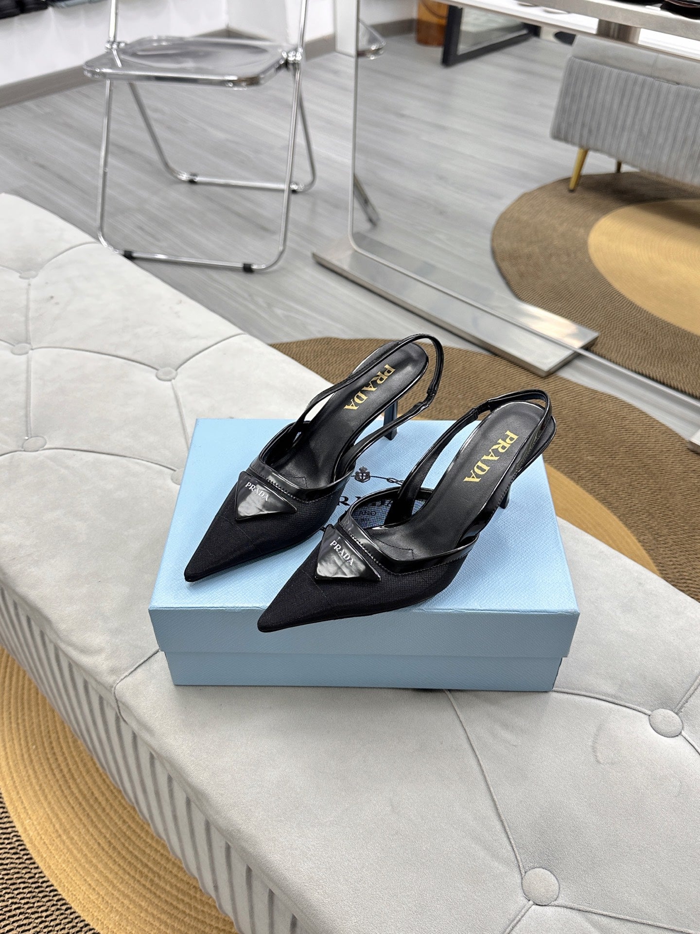 PRADA 25S TRIANGLE LOGO SLINGBACK PUMPS IN BLACK MESH FABRIC - 35