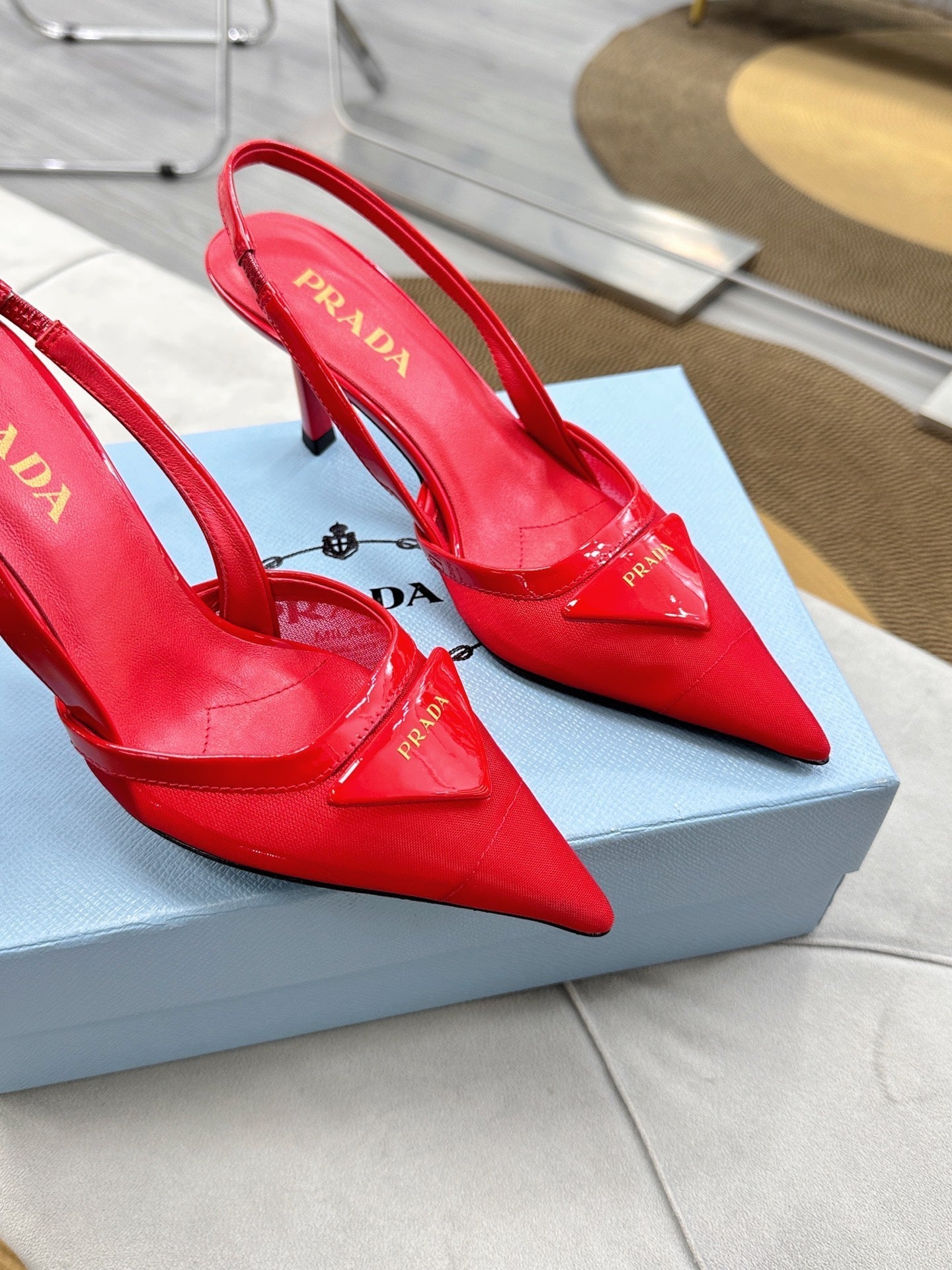 PRADA 25S TRIANGLE LOGO SLINGBACK PUMPS IN RED MESH FABRIC - 35
