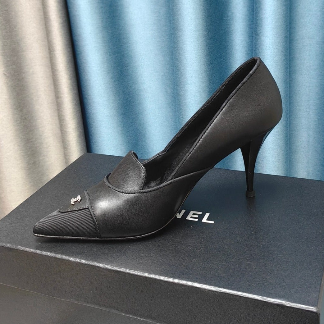 HIGH HEELS IN BLACK SHEEPSKIN - 35