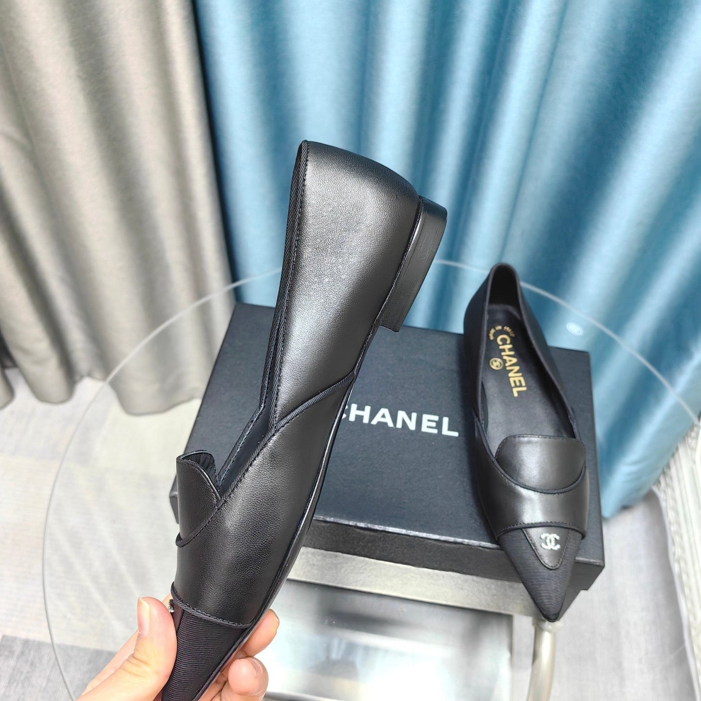 BALLET FLAT BLACK SHEEPSKIN POINTED TOE - 35